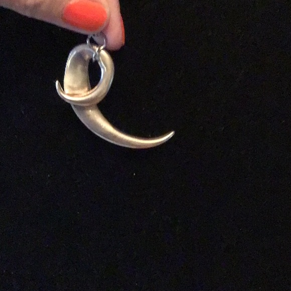 Stunning K.Young solid sterling pendant